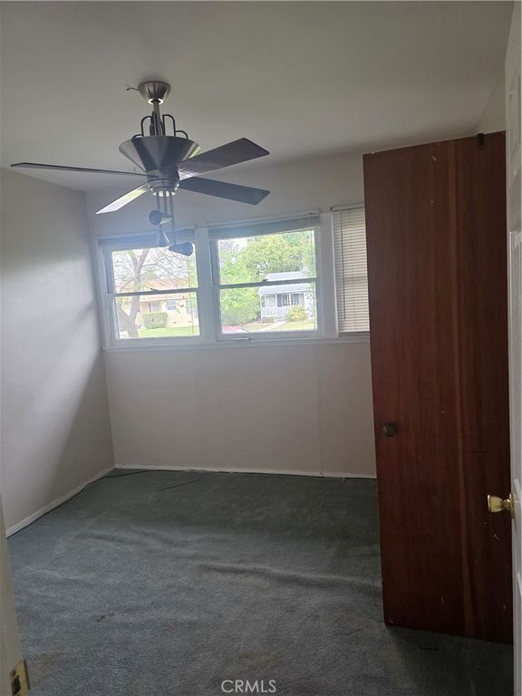 Image 9 of property listing at 19132 Friar, Tarzana, CA 91335