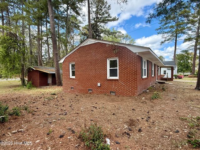 1004 Hyland Avenue, Williamston, NC 27892