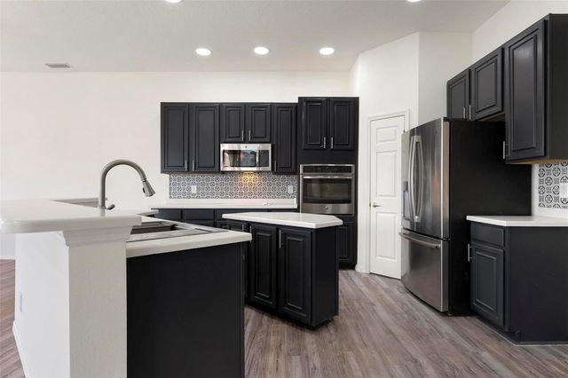 6121 46TH LANE E, Bradenton, FL 34203