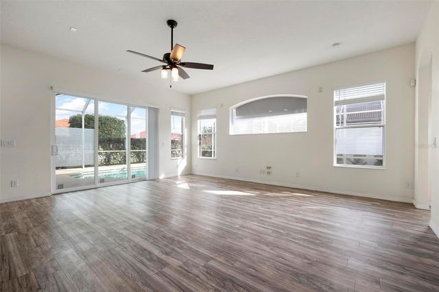 6121 46TH LANE E, Bradenton, FL 34203