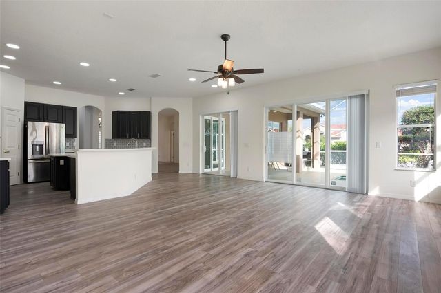 6121 46TH LANE E, Bradenton, FL 34203