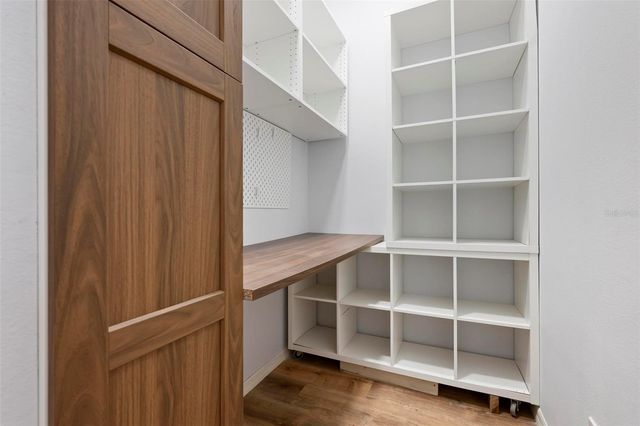 6121 46TH LANE E, Bradenton, FL 34203