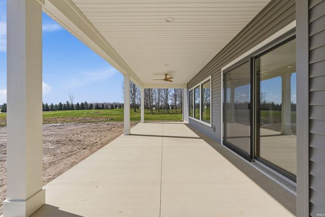 2046 Links Lane, Auburn, IN 46706