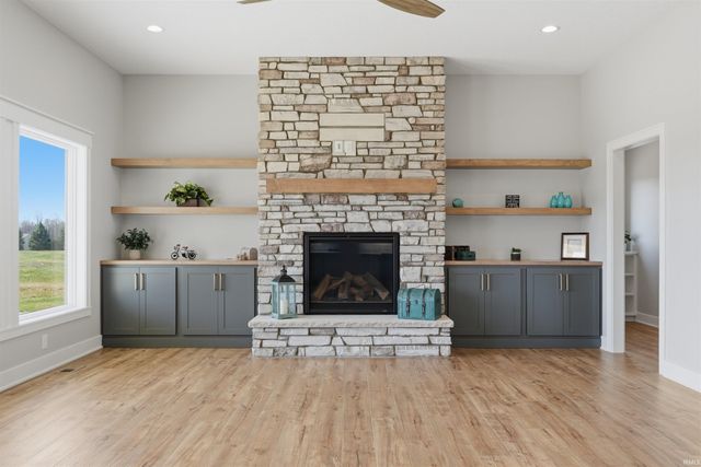 2046 Links Lane, Auburn, IN 46706