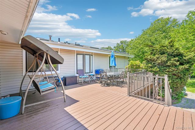 19 S Cranford Road, Bardonia, NY 10954