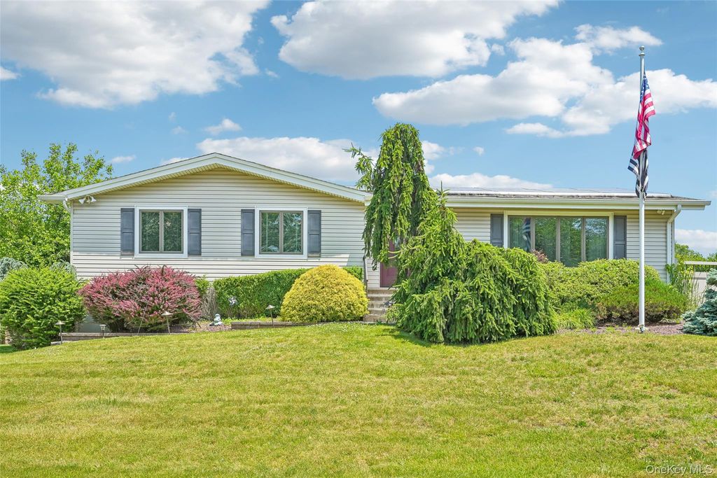 19 S Cranford Road, Bardonia, NY 10954