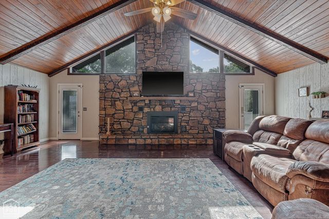 1001 Northwood Drive, Paragould, AR 72450