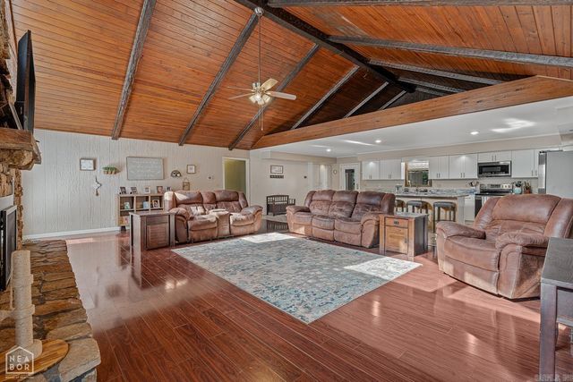 1001 Northwood Drive, Paragould, AR 72450