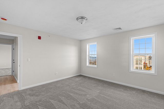 393-7 Court St 7, Plymouth, MA 02360