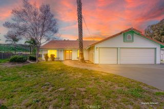 669 N Meridian, Hemet, CA 92544