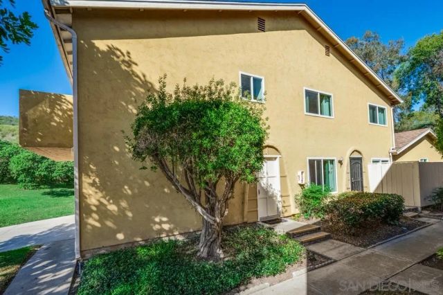 10532 Caminito Rimini, San Diego, CA 92129