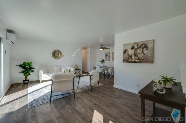 10532 Caminito Rimini, San Diego, CA 92129
