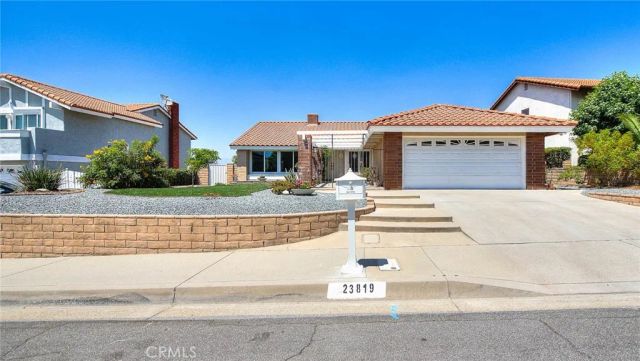 23819 Country View, Diamond Bar, CA 91765
