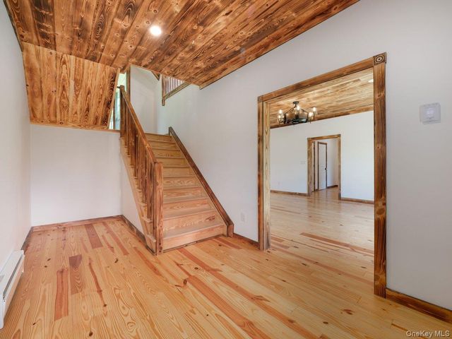 608 High Road, Glen Spey, NY 12737