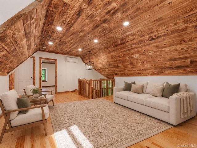 608 High Road, Glen Spey, NY 12737