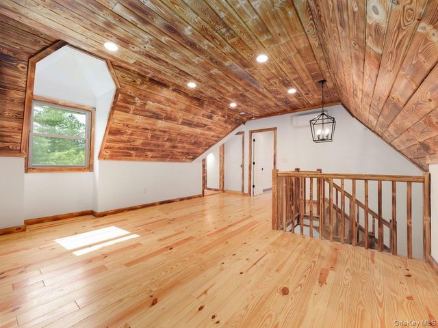 608 High Road, Glen Spey, NY 12737