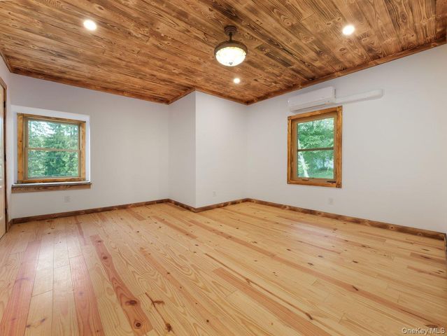 608 High Road, Glen Spey, NY 12737