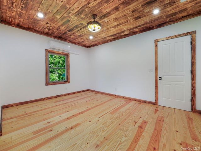 608 High Road, Glen Spey, NY 12737
