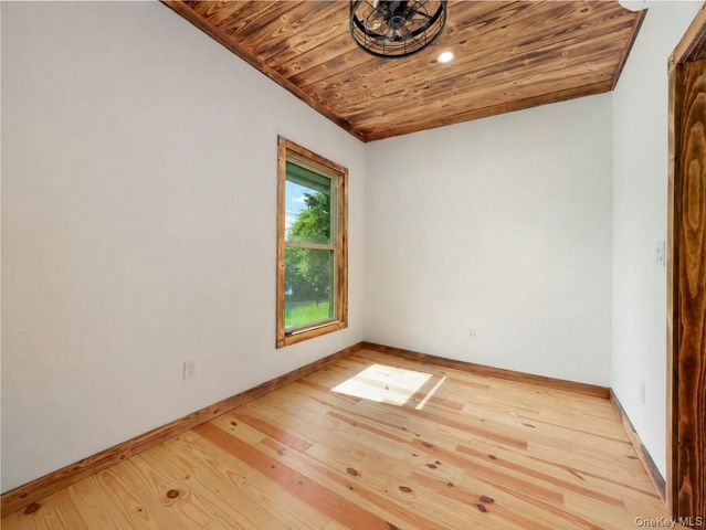 608 High Road, Glen Spey, NY 12737