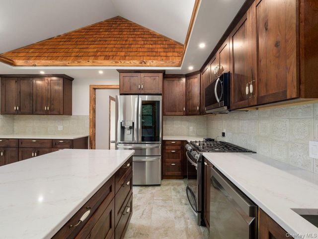 608 High Road, Glen Spey, NY 12737