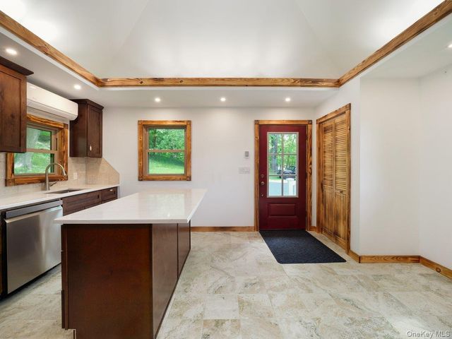 608 High Road, Glen Spey, NY 12737