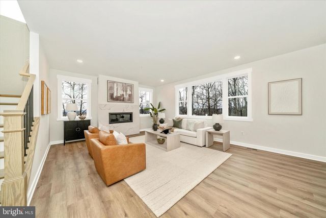 4302 FISHERS HOLLOW RD, Myersville, MD 21773