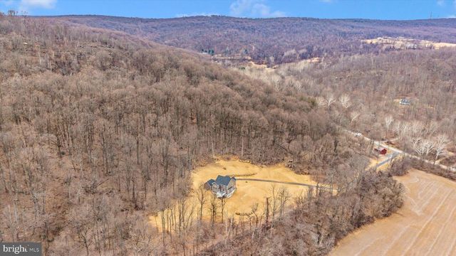 4302 FISHERS HOLLOW RD, Myersville, MD 21773