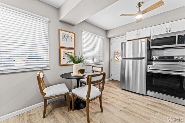 9924 Bunker Hill Drive A, St Louis, MO 63123