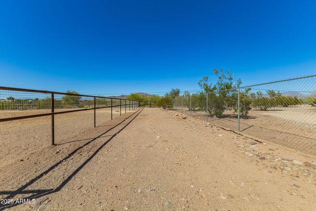 1837 W Irvine Road, Phoenix, AZ 85086