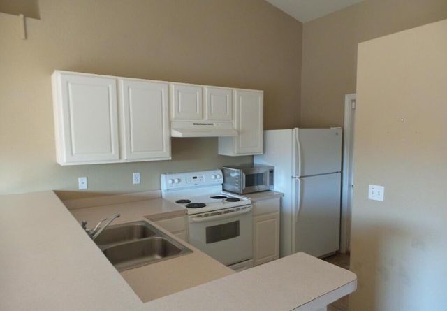 305 Seclusion Boulevard, Crestview, FL 32536