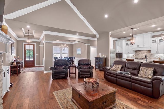 15 Tranquilo Lane, Hot Springs Village, AR 71909