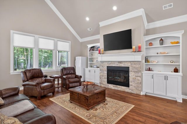 15 Tranquilo Lane, Hot Springs Village, AR 71909