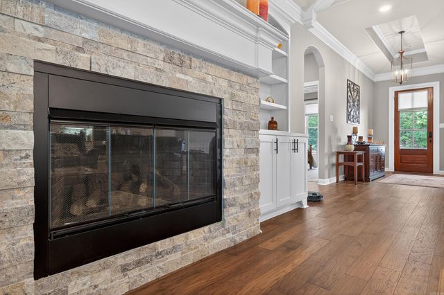15 Tranquilo Lane, Hot Springs Village, AR 71909