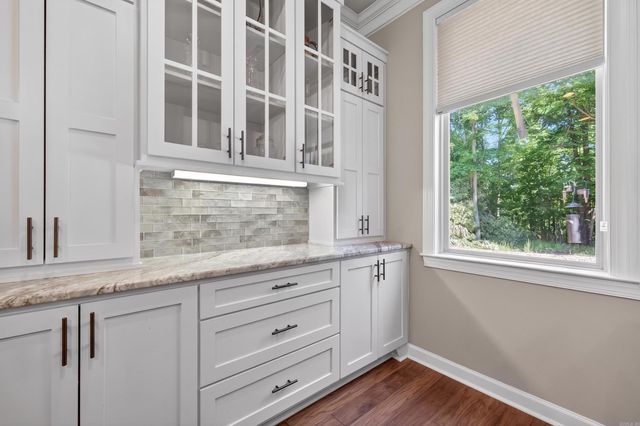 15 Tranquilo Lane, Hot Springs Village, AR 71909