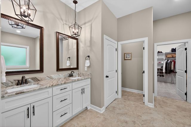 15 Tranquilo Lane, Hot Springs Village, AR 71909