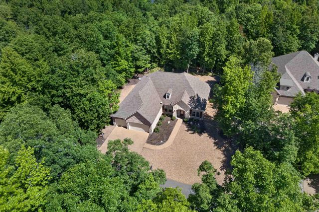 15 Tranquilo Lane, Hot Springs Village, AR 71909