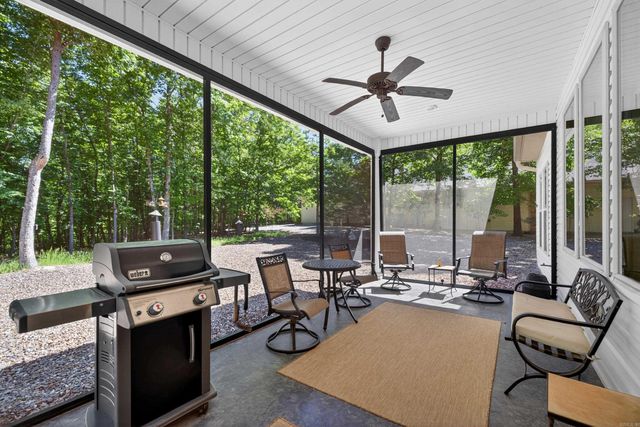 15 Tranquilo Lane, Hot Springs Village, AR 71909