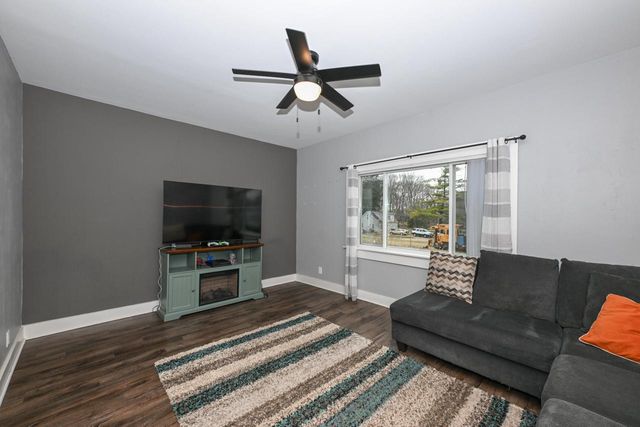 1899 Railroad STREET, Richfield, WI 53076