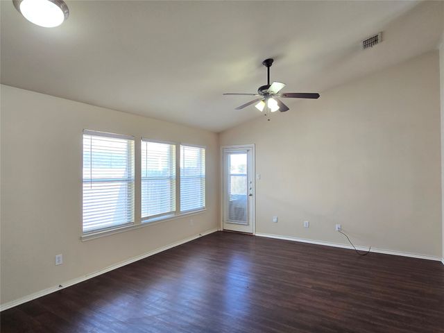 8928 Sunny Hollow Drive, Fort Worth, TX 76179