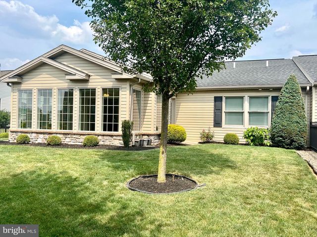 180 TOBIN DR, Chambersburg, PA 17201
