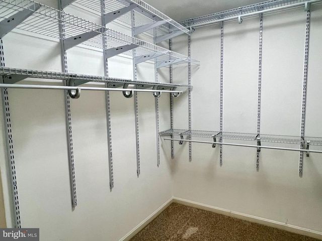 180 TOBIN DR, Chambersburg, PA 17201