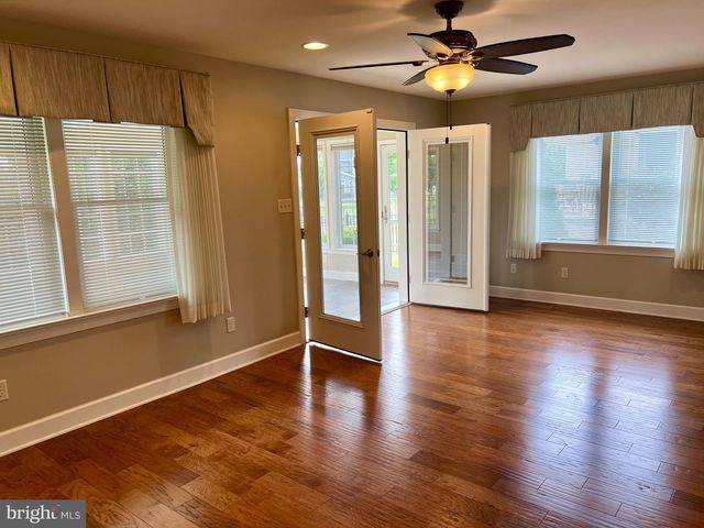 180 TOBIN DR, Chambersburg, PA 17201