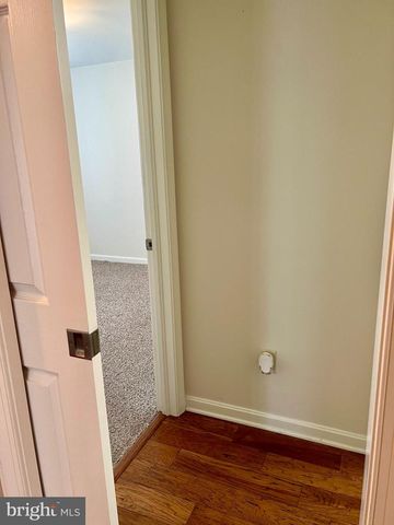 180 TOBIN DR, Chambersburg, PA 17201