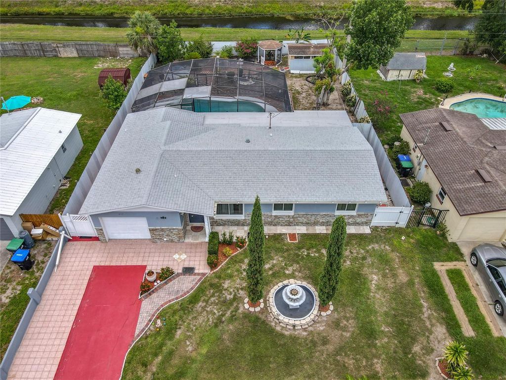 Image 1 of property listing at 4021 QUEEN ANNE DRIVE, Orlando, FL 32839