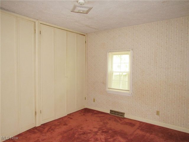 2721 E River Road, Newton Falls, OH 44444