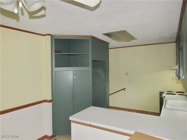 2721 E River Road, Newton Falls, OH 44444