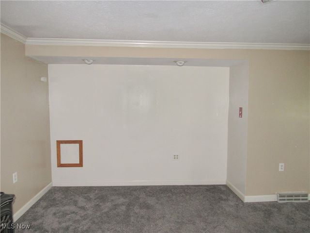 2721 E River Road, Newton Falls, OH 44444