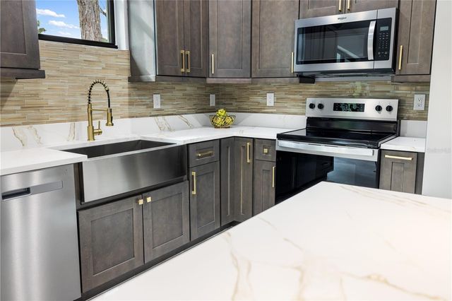 5349 JESSAMINE AVENUE, North Port, FL 34291