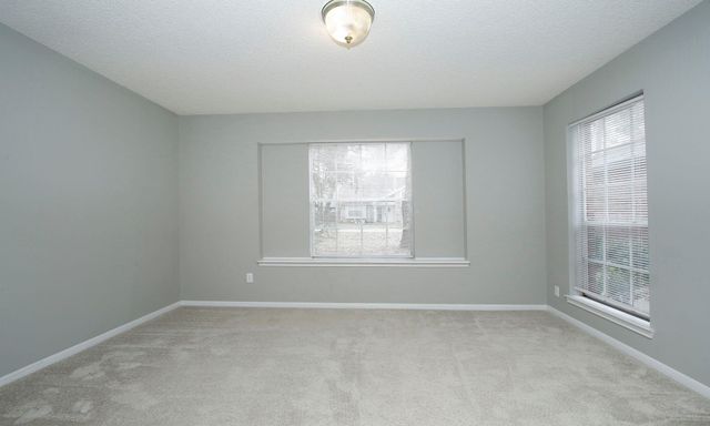 5 W Lance Leaf Rd, The Woodlands, TX 77381