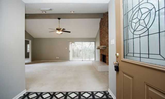 5 W Lance Leaf Rd, The Woodlands, TX 77381